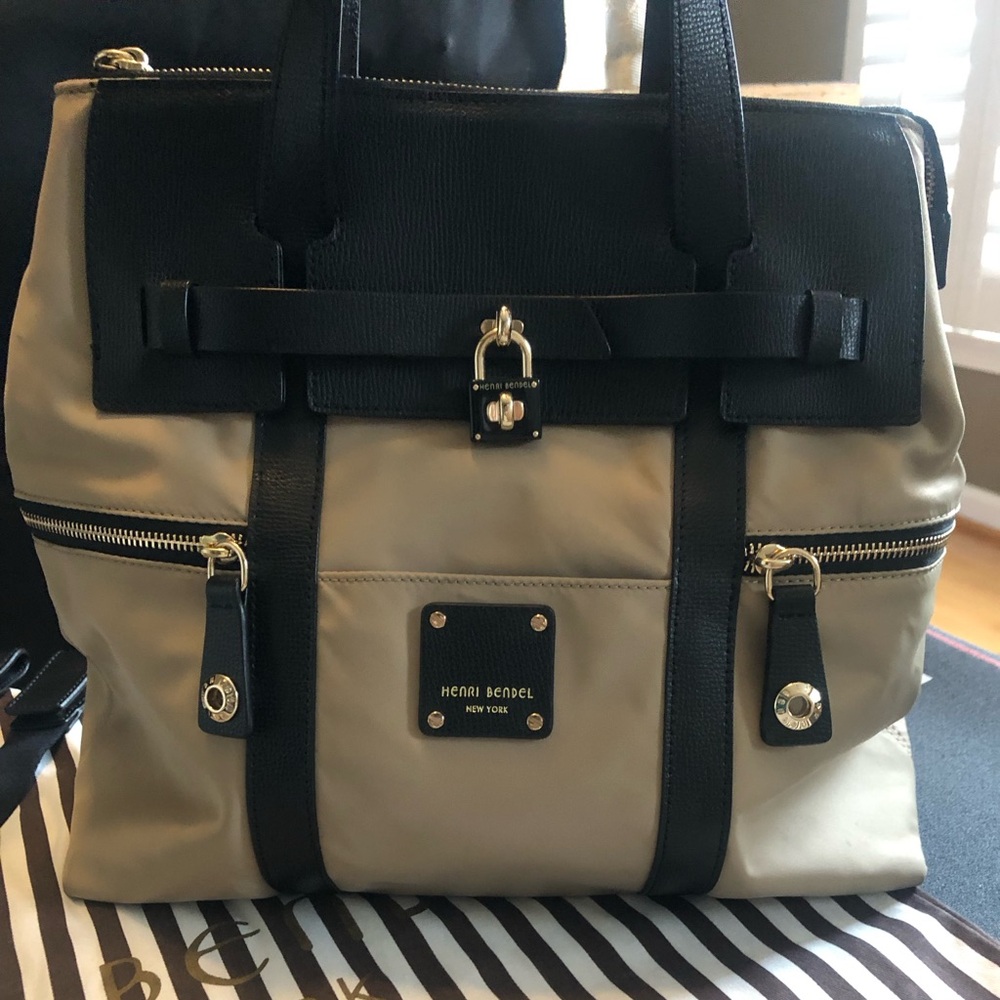 Henri Bendel Large Jetsetter Handbag/backpack